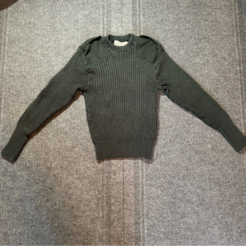 Vtg 1991 Dorothea Knitting Mills Sweater Size 90 (36”) Green Military Wool
